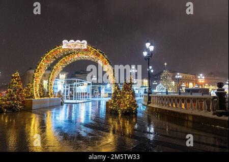 Moscow, Russia - December 27, 2022: Cold and deserted Moscow street on a snowy winter evening Stock Photo