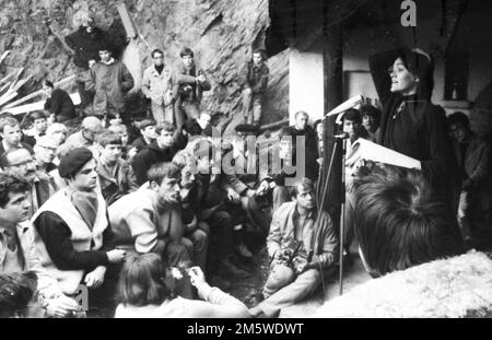 3rd Festival of Chanson and Folklore on 26. 5. 1966 at Waldeck Castle, Meeting Points of the Alternatives, Germany Stock Photo