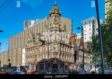 The Vines Pub, Lime Street, Liverpool. Image taken in October 2021. Stock Photo
