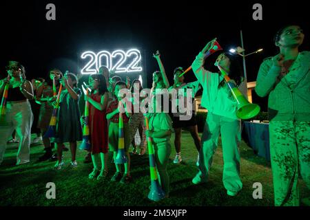 Manila, Philippines. 1st Jan, 2023. Revelers celebrate during a New Year's Eve party at a beach resort in Subic Bay Freeport, northwest of Manila, Philippines. January 1, 2023. (Credit Image: © Basilio Sepe/ZUMA Press Wire) Credit: ZUMA Press, Inc./Alamy Live News Stock Photo