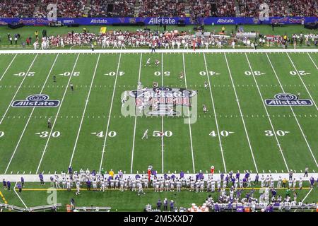 December 31, 2022: Alabama and Kansas St. battle it out during the 89th annual Allstate Sugar Bowl between the Alabama Crimson Tide and the Kansas St. Wildcats at the Caesars Superdome in New Orleans, LA. Jonathan Mailhes/CSM Stock Photo