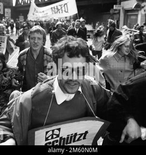 The Easter March 1968, Germany, demonstrated for peace with the main demands to end the Vietnam War and against the emergency laws from Duisburg to Stock Photo