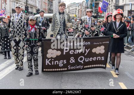 01 January 2023. London, UK.  Performers take part in the annual New Years Day Parade. The parade attracts over 10,000 participants from the USA, UK, Europe and beyond to delight our street audience of over 500,000 and our TV audience, which reaches more than 500,000,000 annually. Photo by Ray Tang Stock Photo