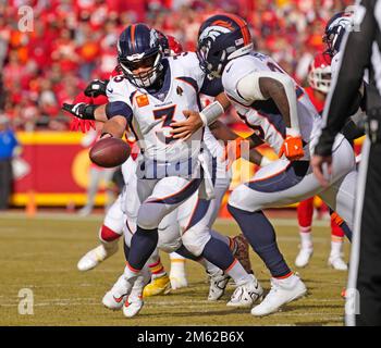 Kansas City, United States. 01st Jan, 2023. Denver Broncos quarterback Russell Wilson (3) fakes a handoff at Arrowhead Stadium in Kansas City, Missouri on Saturday, January 1, 2023. Photo by Jon Robichaud/UPI Credit: UPI/Alamy Live News Stock Photo