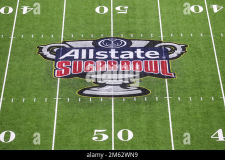 December 31, 2022: The Sugar Bowl midfield logo is displayed on the field during the 89th annual Allstate Sugar Bowl between the Alabama Crimson Tide and the Kansas St. Wildcats at the Caesars Superdome in New Orleans, LA. Jonathan Mailhes/CSM Stock Photo