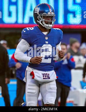 New Jersey, USA. 28th Aug, 2022. August 28, 2022, East Rutherford, New  Jersey, USA: New York Giants quarterback Tyrod Taylor (2) jogs off the  field after a hit by New York Jets