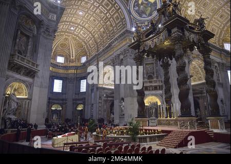 Vatican City, Vatican City. 02nd Jan, 2023. The body of Pope Emeritus Benedict XVI lies in state inside St. Peter's Basilica at the Vatican in Vatican City on Monday, January 2, 2023. He died on Saturday, December 31, 2022, and his funeral will be held on Thursday, January 5, 2023. Photo by Stefano Spaziani/ Credit: UPI/Alamy Live News Stock Photo