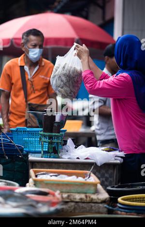 The traditional fish market, Pabean. Surabaya. Indonesia. January 2, 2023. Stock Photo