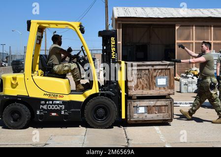 Port dawgs with the 72nd Aerial Port Squadron at Tinker Air Force Base, Oklahoma compete in their annual rodeo April 2, 2022, to determine who has the best aerial porting skills in the squadron. Stock Photo