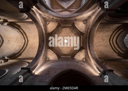 Aix-en-Provence, Kathedrale Saint-Sauveur, Gewölbe im südlichen Seitenschiff Stock Photo