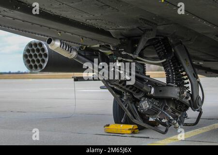 Apache 30mm M230 chain gun rounds Stock Photo - Alamy