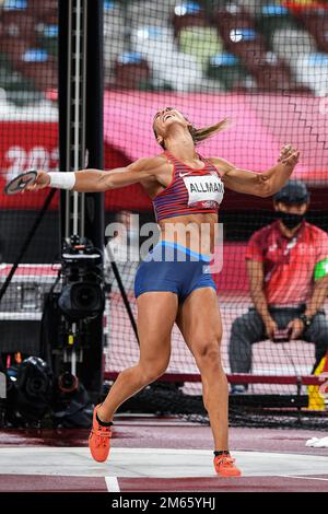 Valarie Allman (USA) Olympic Champipn wins the Women's discus at the 2020 (2021) Olympic Summer Games, Tokyo, Japan Stock Photo