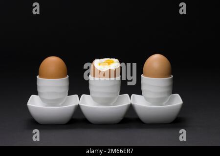 https://l450v.alamy.com/450v/2m66er7/3-boiled-eggs-in-egg-cups-2m66er7.jpg