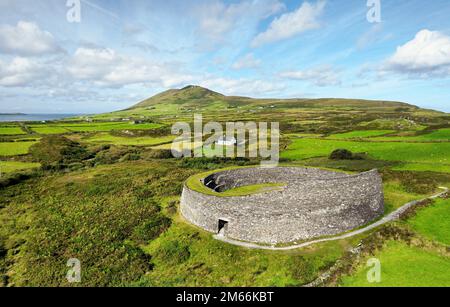 Cahergall prehistoric Celtic circular dry stone wall fort settlement aka cashel near Cahersiveen, Iveragh peninsula, County Kerry, Ireland Stock Photo