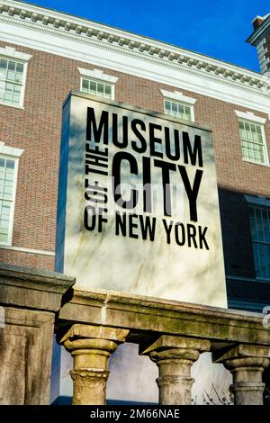 New York, NY - USA - Dec 29, 2022 Vertical view of the welcome sign of the Museum of the City of New York, a history and art museum across from Centra Stock Photo