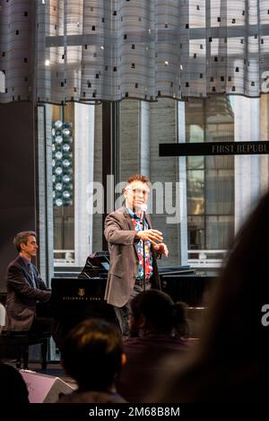 Brian Stokes Mitchell David Geffen Hall, Lincoln Center for the Performing Arts, New York, USA Stock Photo