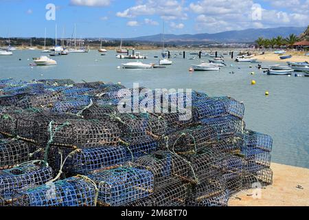 Algarve portuguese fish lobster hi-res stock photography and images - Alamy