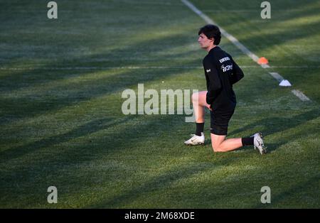 03 January 2023, Hessen, Frankfurt/Main: Newcomer Paxten Aaronson takes part in Eintracht Frankfurt's training kick-off at the stadium. Photo: Arne Dedert/dpa Stock Photo