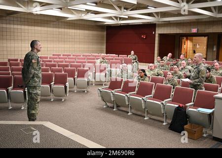 Major General Al Dohrmann, North Dakota National Guard adjutant general speaks to soldiers of the 1-188th Air Defense Artillery Regiment at a town hall meeting at the Grand Forks, North Dakota Armory on April 20, 2022.  General Dohrmann discussed the North Dakota National Guard’s strategic plan and answered soldiers’ questions during the meeting Stock Photo