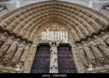 Hauptportal, Kathedrale Notre Dame de Paris, Ile de France Stock Photo