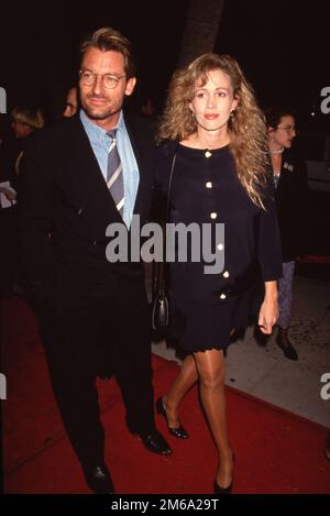 Perry king  and wife Jamie Elvidge attend the 'For the Boys' Beverly Hills Premiere on November 14, 1991 at Academy Theatre in Beverly Hills, California Credit: Ralph Dominguez/MediaPunch Stock Photo