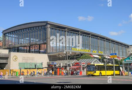 Bahnhof Zoo, Hardenbergplatz, Charlottenburg, Berlin, Germany Stock Photo