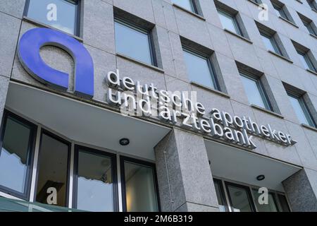 Deutsche Apotheker- und Aerztebank apoBank, Kantstrasse, Charlottenburg, Berlin, Germany Stock Photo