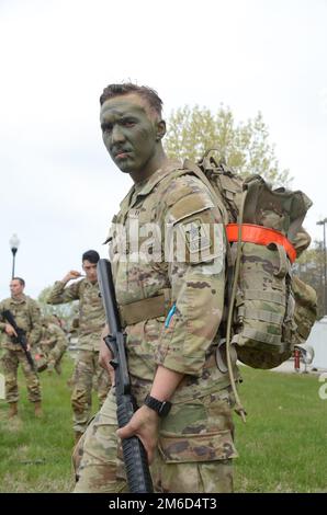 FORT MEADE, Md - A Soldier assigned to the United States Army Signal ...