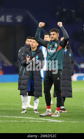 Sabadell, Barcelona, Spain. 3rd Jan, 2023. Barcelona Spain 03.01.2023 the Espanyol Barcelona team celebrate the victory during the Copa del Rey between Espanyol and Celta Vigo at RCDE Stadium on 03 January 2023 in Barcelona. (Credit Image: © Xavi Urgeles/ZUMA Press Wire) Stock Photo