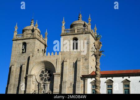 The Porto Cathedral (Cathedral of the Assumption of Our Lady) or SÃ© do Porto, Porto, Portugal Stock Photo