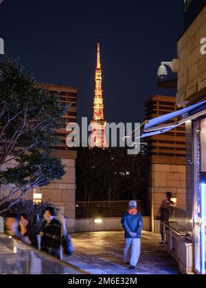 Tokyo, Japan - 17 11 19: Tokyo tower at night, taken from the base of Roppongi hills Stock Photo