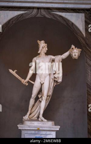 Roman Statues inside the Vatican Museum - Rome, Italy Stock Photo - Alamy