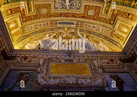 Beautiful Ornamented Golden Ceiling Inside the Vatican Museum - Gallery of Maps Stock Photo