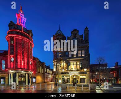 The Dun Cow Inn & Sunderland Empire Theatre at dusk, Sunderland, Tyne & Wear, England, United Kingdom Stock Photo