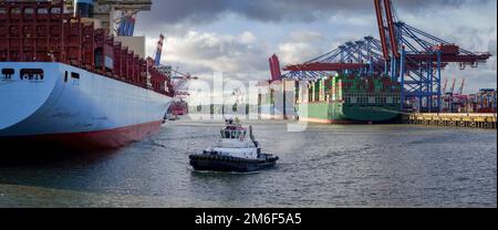 Large container terminal in Hamburg in good weather Stock Photo