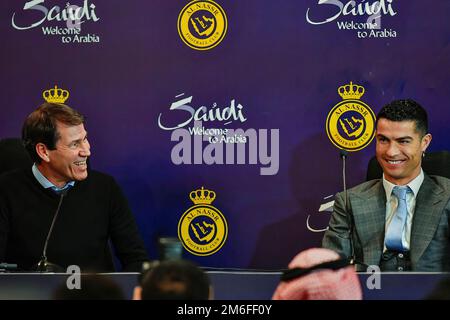 Riyadh, Saudi Arabia. 03rd Jan, 2023. Riyadh, Kingdom, Saudi Arabia, January 3, 2023, L-R : French coach Rudi Garcia and Portuguese football star Cristiano Ronaldo seen at Ronaldo's presentation press conference in Riyadh, Kingdom of Saudi Arabia, on January 3, 2023. Photo by Balkis Press/ABACAPRESS.COM Credit: Abaca Press/Alamy Live News Stock Photo