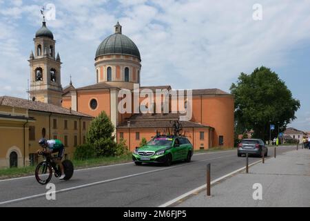 06.06.2021 Boretto, Emilia Romagna, Italy. Race against team relog of the Giro d'Italia 2021. Stock Photo