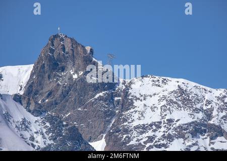 Klein Matterhorn Peak with the Cable Car and Station - the highest place in the Swiss Alps, located at 3,883 meters above sea le Stock Photo