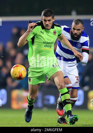 Conor Coady of Wolverhampton Wanderers gets in front of Sandro of Queens Park Rangers - Queens Park Rangers v Wolverhampton Wanderers, Sky Bet Championship, Loftus Road, London - 1st December 2016. Stock Photo