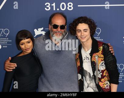 VENICE, ITALY - SEPTEMBER 02: Timothée Chalamet, Luca Guadagnino and Taylor Russell attend the photocall for 'Bones And All' Stock Photo