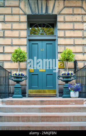 Typical townhouse front door in the New Town district of Edinburgh, Scotland Stock Photo