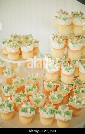 wedding cake celebration flower decoration Stock Photo