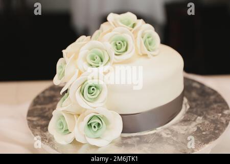 wedding cake celebration flower decoration Stock Photo