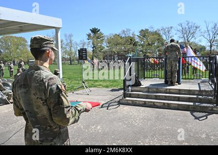 On 29 April 2022 The 77th Sustainment Brigade Had A “Change Of Command ...