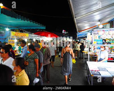 Nightlife & Nightmarket on the streets of Duong Dong, Phu Quoc, Vietnam #Asia #Vietnam #aroundtheworld #SouthEastAsia #slowtravel #loveasia Stock Photo