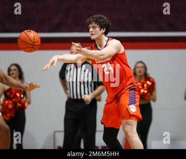 Clemson center PJ Hall (24) rebounds against Alabama during the first ...