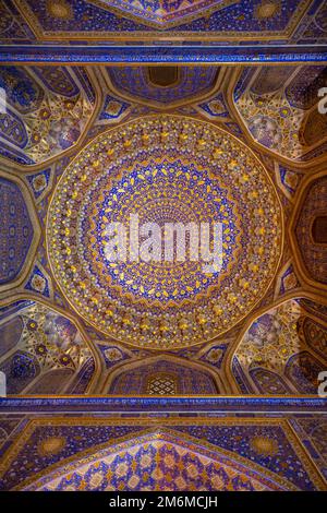 Interior of Tilya Kori Mosque and Madrasah located in Registan Square, in Samarkand, Uzbekistan Stock Photo