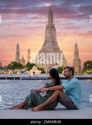 Wat Arun temple Bangkok Thailand, Temple of Dawn, Buddhist temple alongside Chao Phraya River Stock Photo