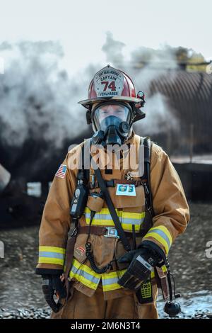 Tech. Sgt. Jeffery Vehlhaber, 316th Civil Engineer Squadron firefighter battalion chief, pauses for a photo during an interagency fire-fight training at Joint Base Andrews, Md., May 2, 2022. The 316th CES trained with members of the 193rd Special Operations Wing. Stock Photo