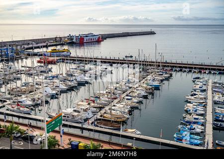Blick auf den Hafen der Inselhauptstadt San Sebastian de La Gomera,  La Gomera, Kanarische Inseln, Spanien, Europa  |  San Sebastian harbour, San Seba Stock Photo